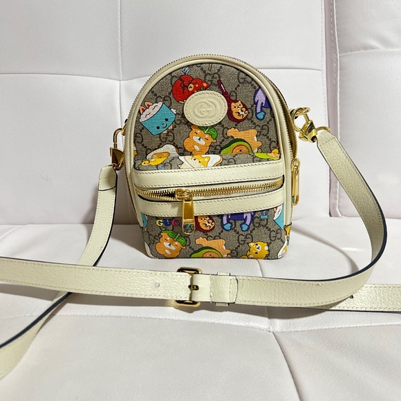 Cute kawaii crossbody bag-barely used - Picture 2 of 5